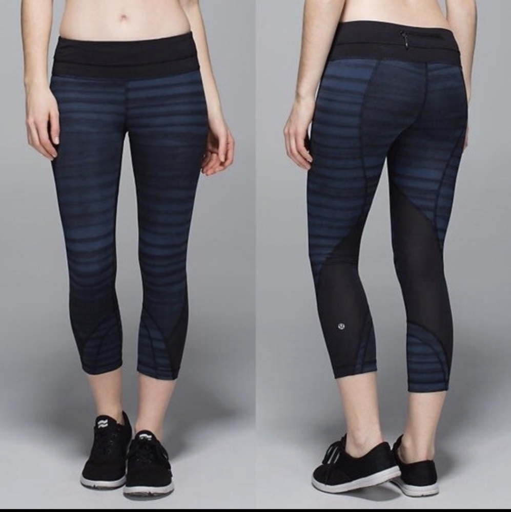 Lululemon Run Inspire Crop Leggings Stripe Blue Black | size 4